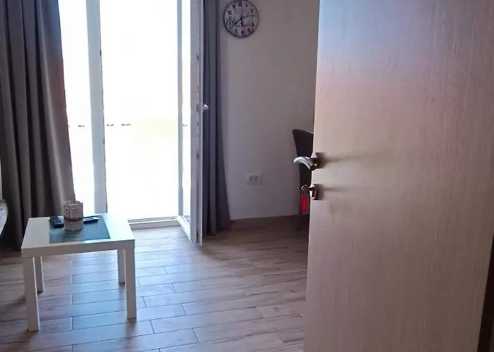 Apartment Sofija Vrsi